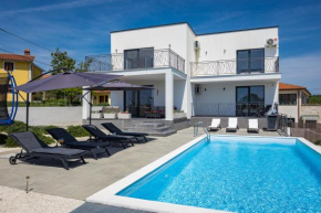 Villa Angie